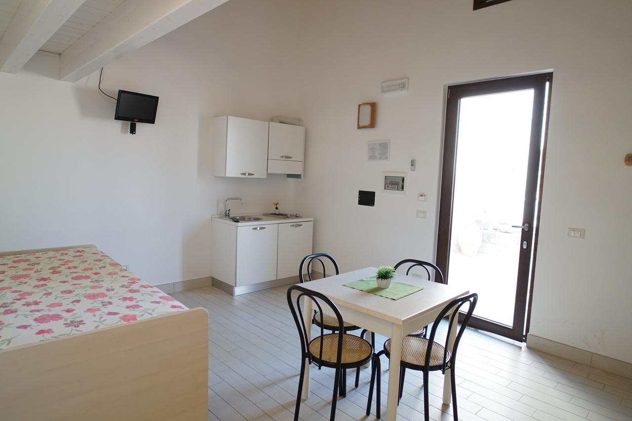 Bed and Breakfast Il Giardino Del Tiglio Уджано-ла-Кьеза Экстерьер фото