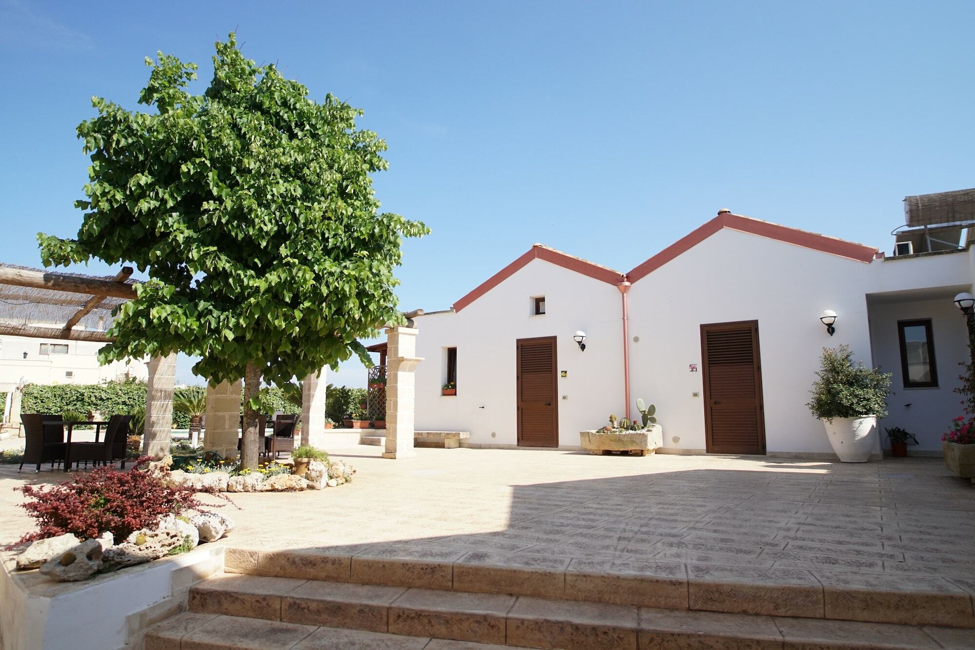 Bed and Breakfast Il Giardino Del Tiglio Уджано-ла-Кьеза Экстерьер фото